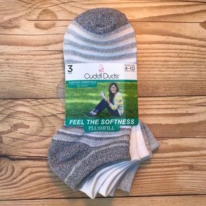 3 Pair Cuddl Duds No Show Socks